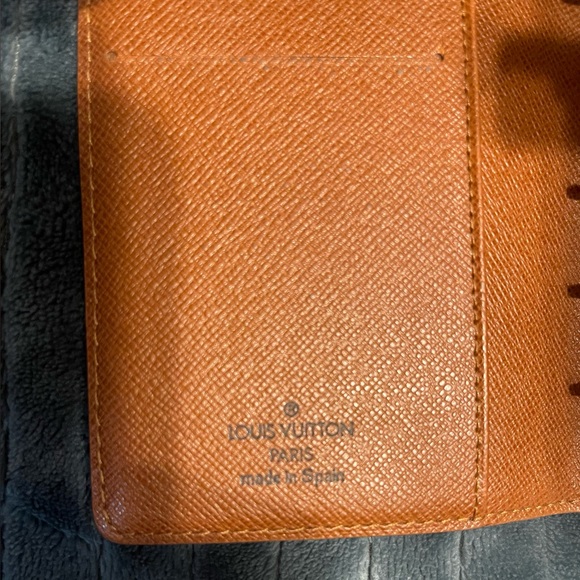 Louis Vuitton monogram agenda - Picture 10 of 12